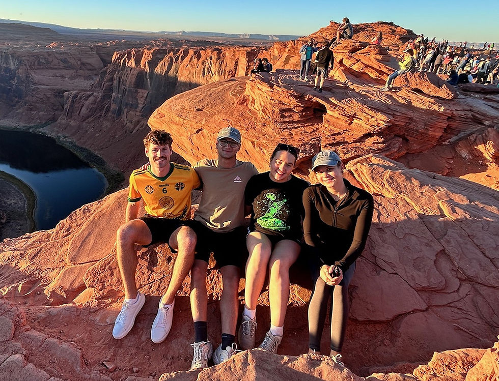 Maeve Owens with her friends she met from UCD, Gergely Ungor Germany, Barry Lyons, Dublin and Sophie Patzold at The Horseshoe Bend in Arizona.