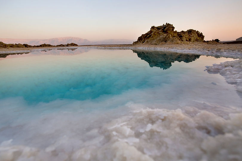 iStock_000007111827Large.jpg