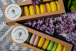 Sticker design on a macaroon package