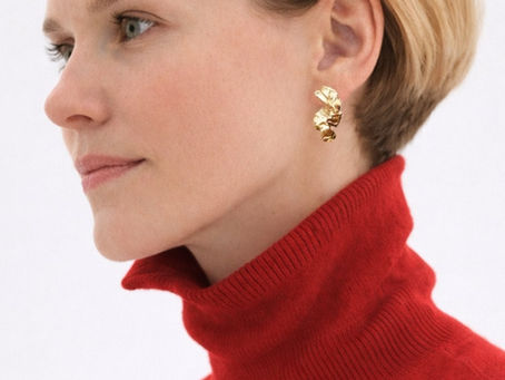 The Best Jewelry to Wear With a Red Outfit for Every Occasion: The Ultimate Guide