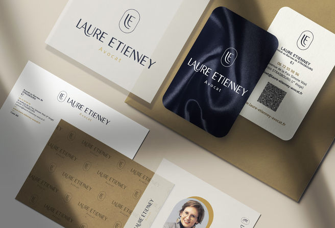 paper-mockup-scenelaure