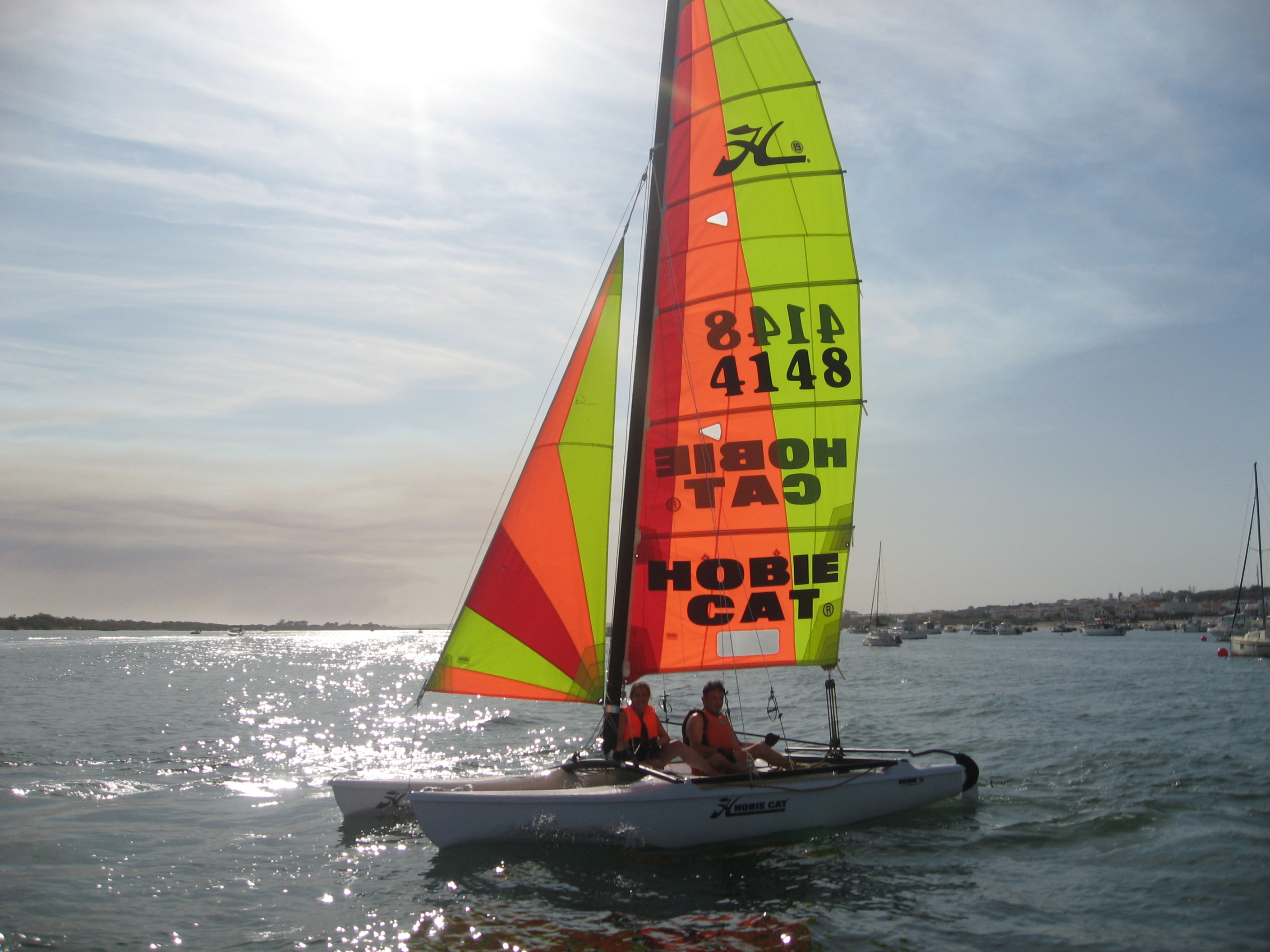 paseos en barco, descubre la vela, navegar en velero