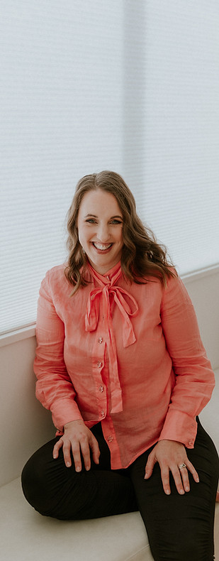 shelley-gawith-sitting-functional-nutritionist