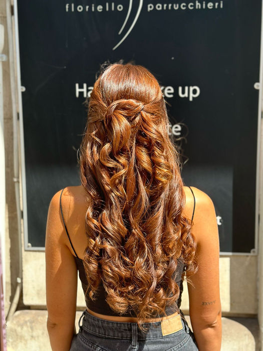 BEAUTY AND HAIR SALON OSTUNI