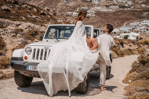 white beach wedding in Mykonos