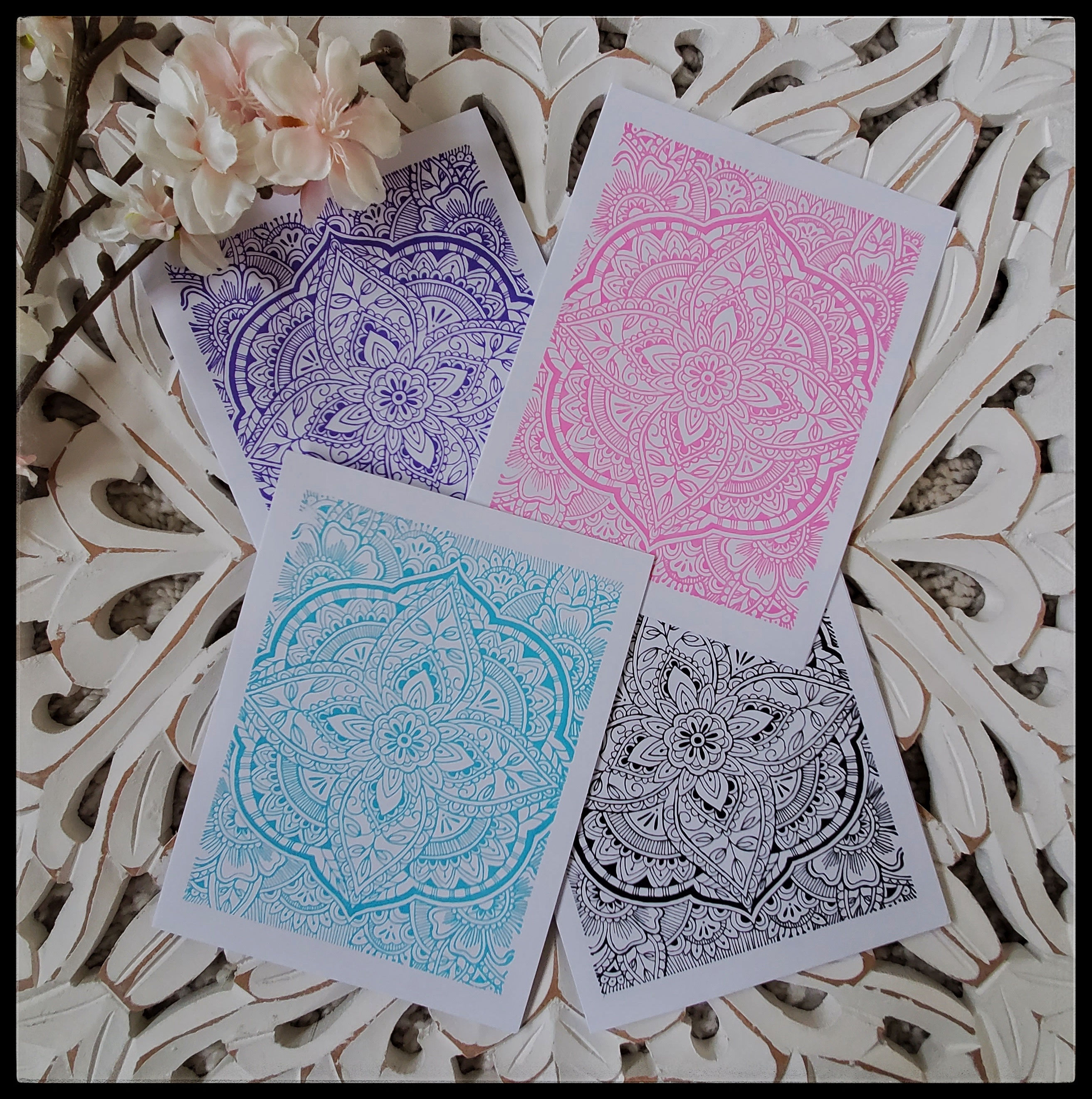 Manda Love - Greeting Cards - Pack of 4