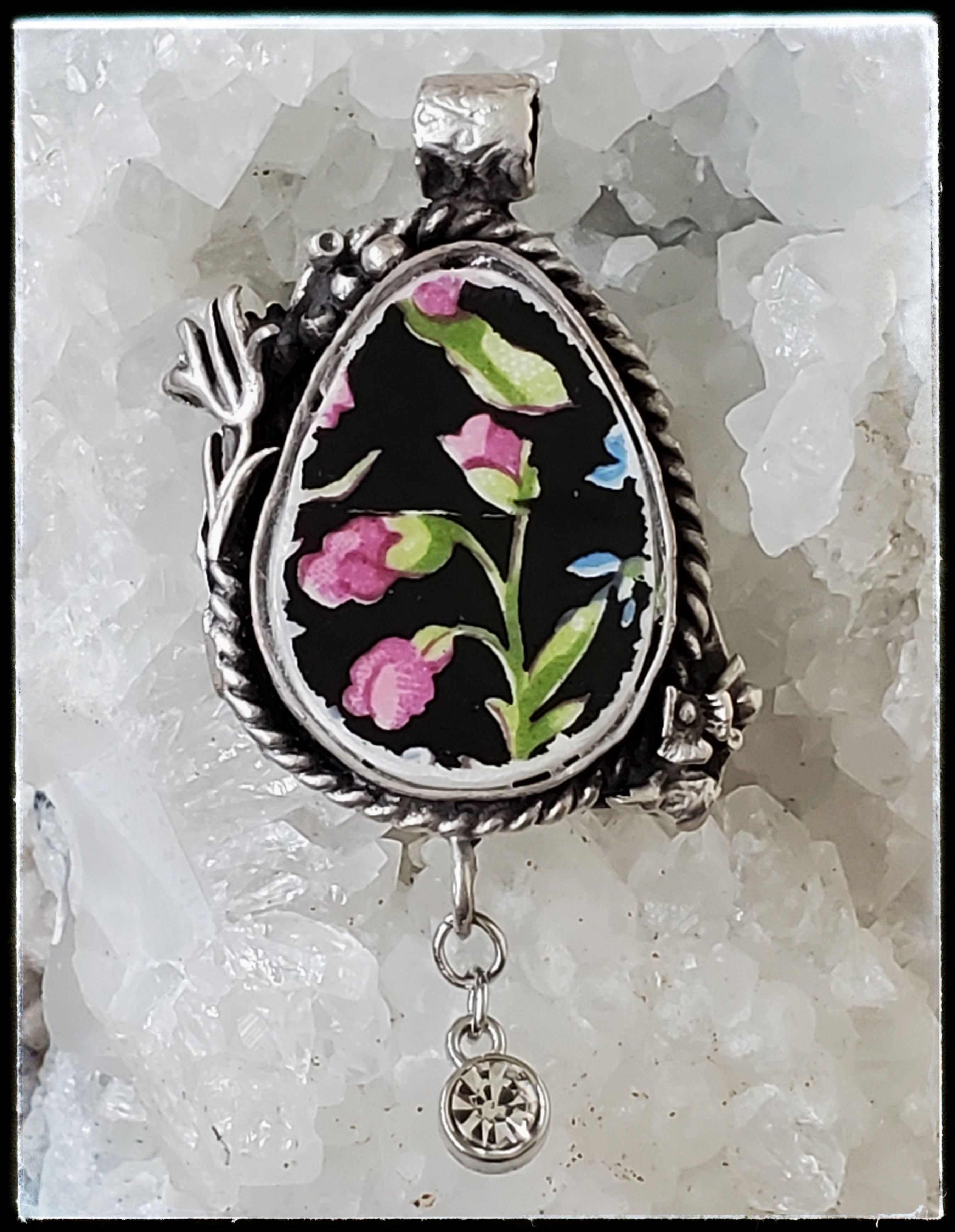 Teardrop Boho Black Chintz Pendant