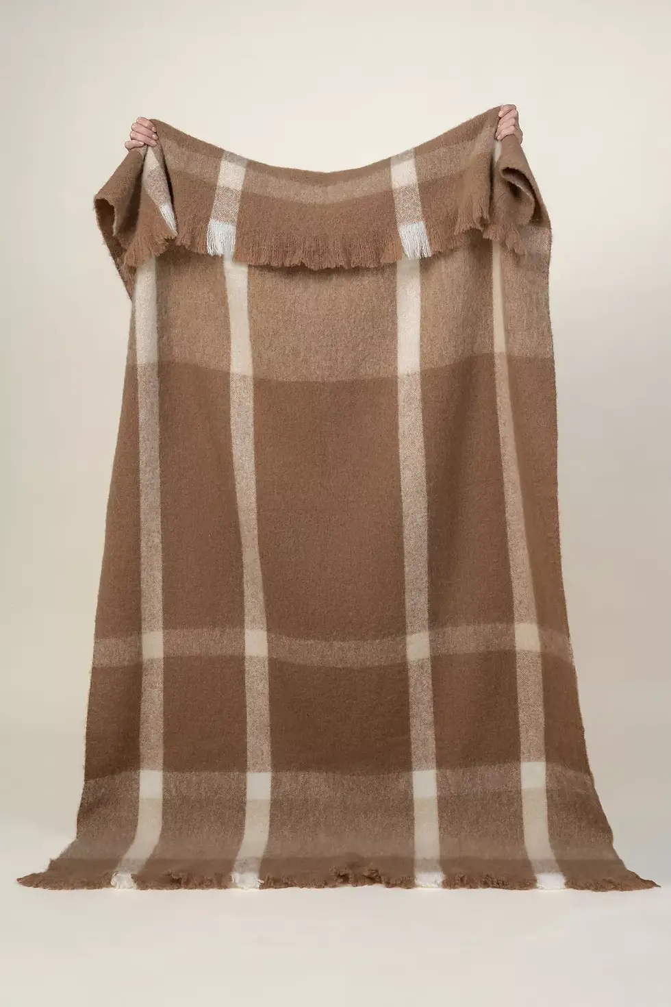 Mayfield Cinnamon Throw full view