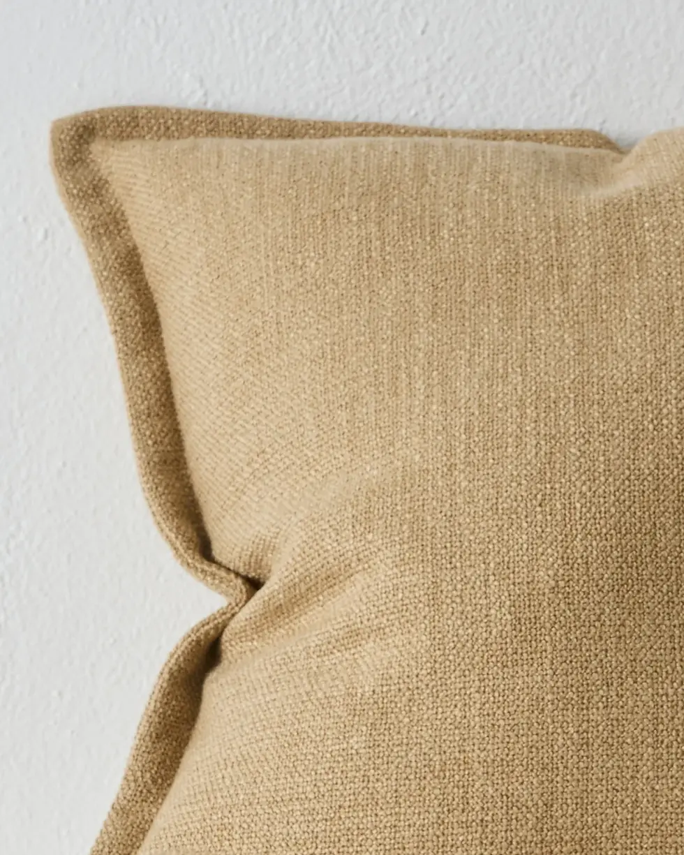 Figlio sandstone Cushion corner