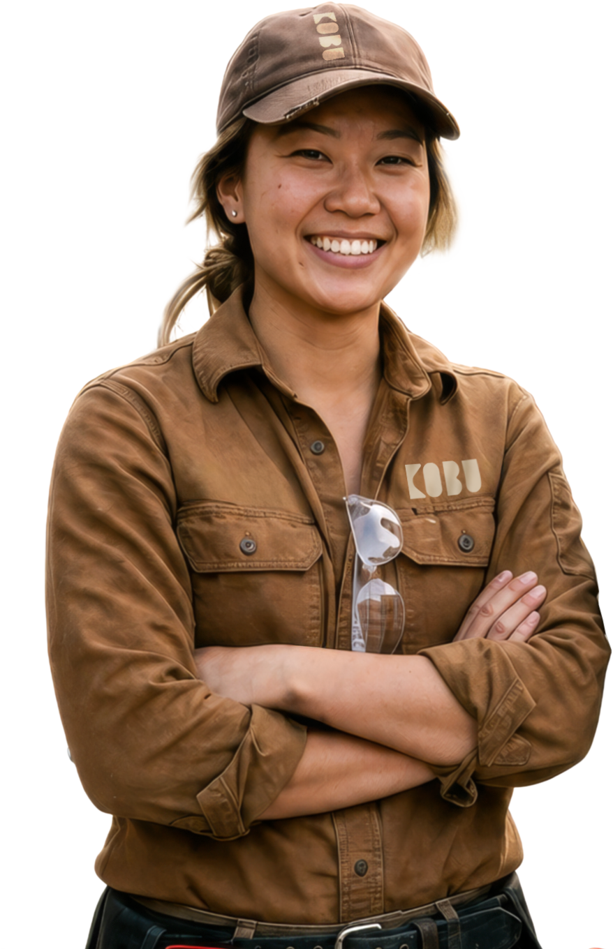 KOBU woman brown shirt 02.png