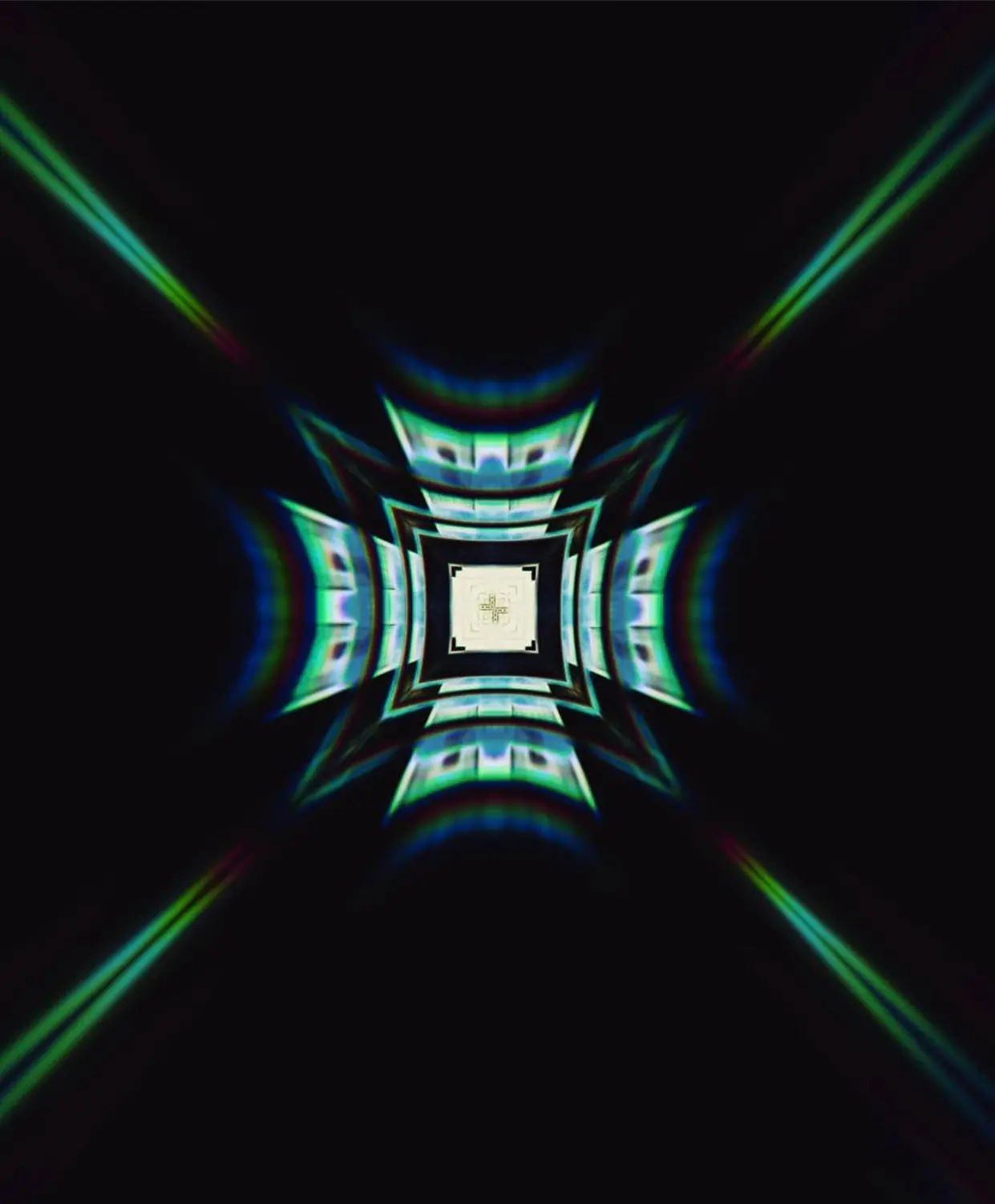 17961205490389976