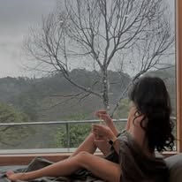 phòng view đồi thông Đà Lạt