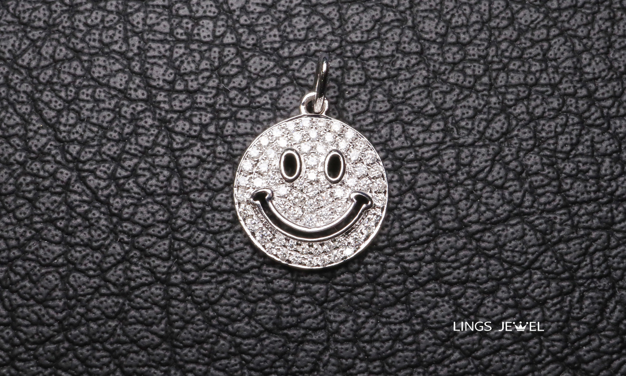 Smile face diamond pendent
