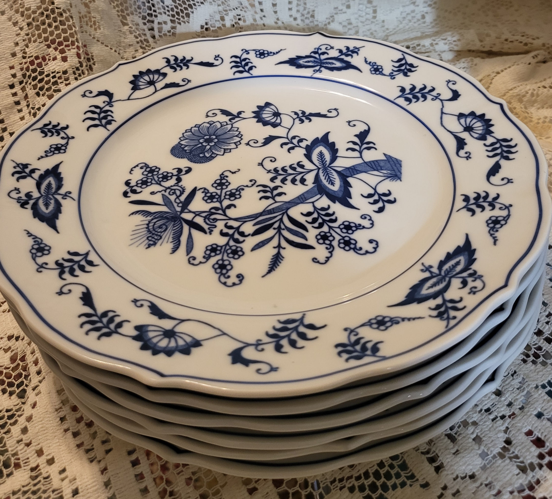 Vintage Danube Chinoiserie "Blue Onion" Salad Plates/Set of 6
