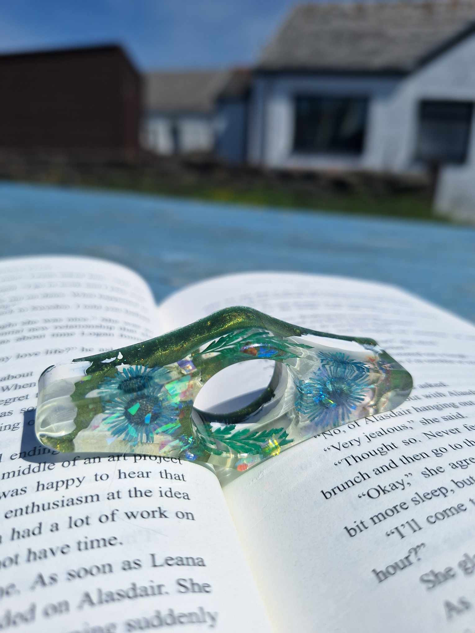 Book page holder