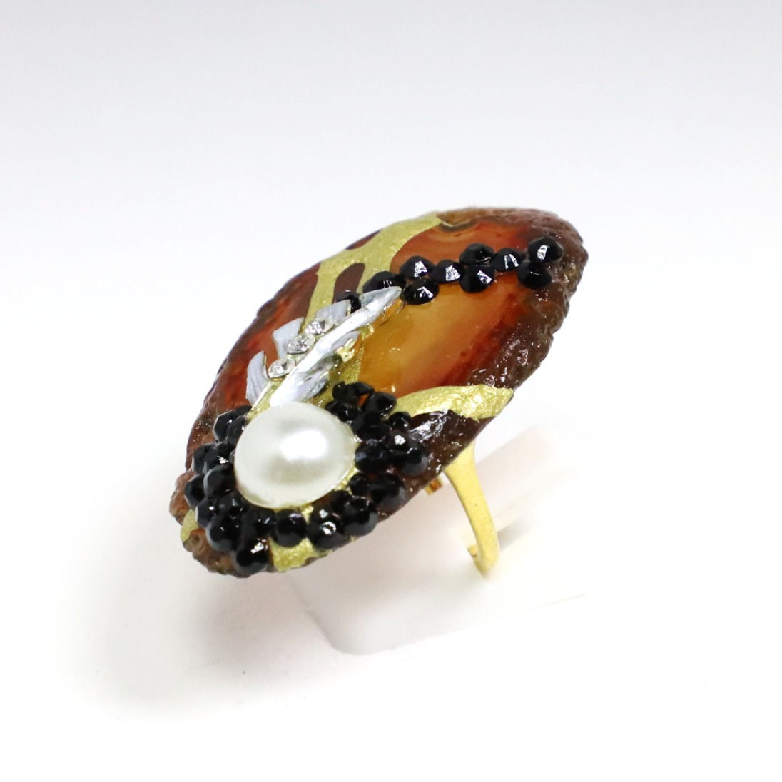 BrownSimphony - Brown Agate Ring with Red Coral Stones and Crystals.