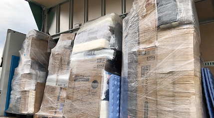 新古品が毎月トラック満載で送られてくる