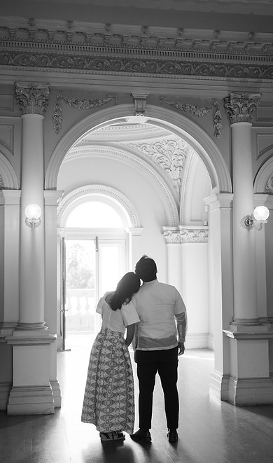Kenneth-Alessandra-Werribee-Mansion-Engagement-Redbook-Studios-16_websize.jpg