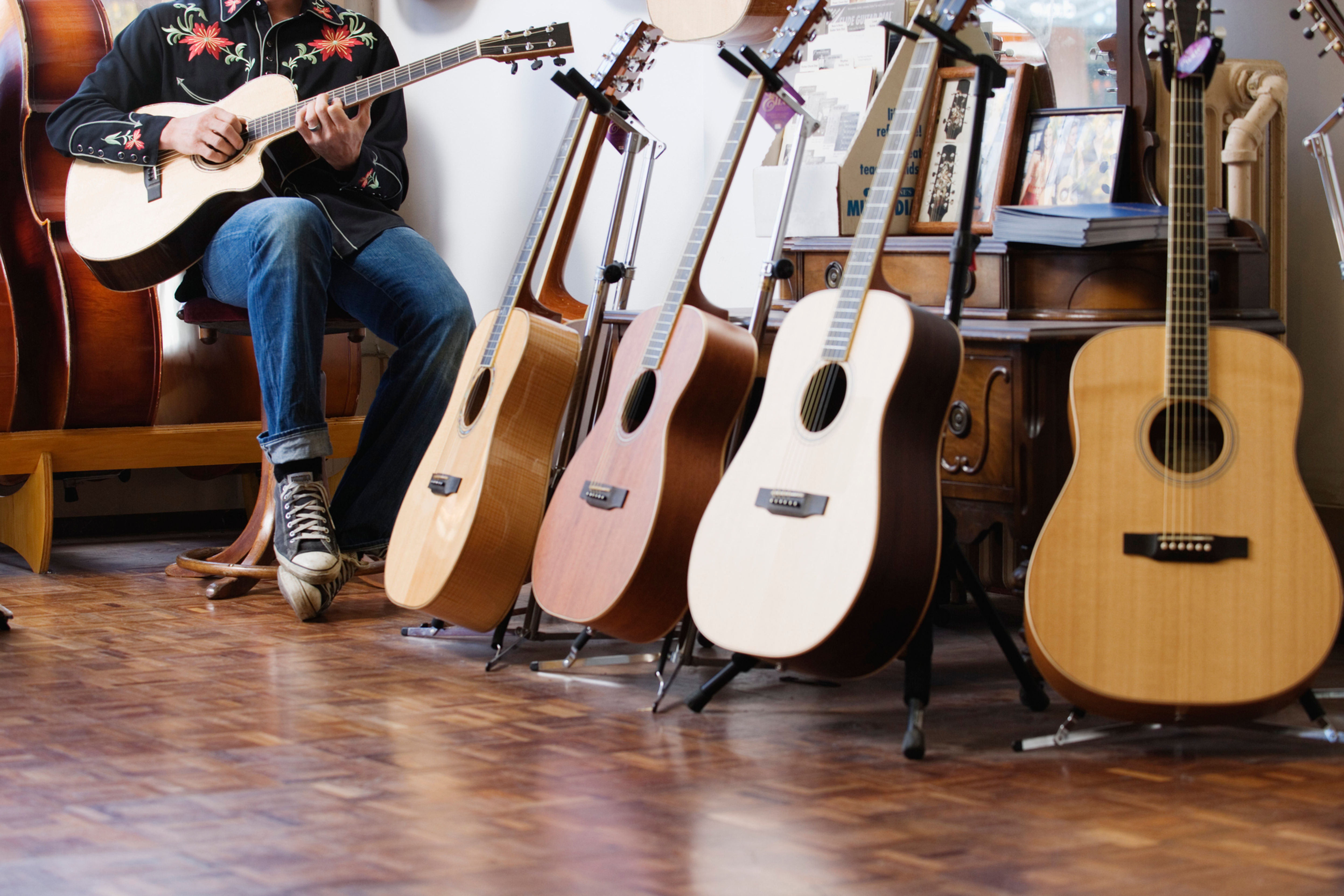 Acoustic guitar gig bags
