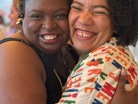 Celebrando a Alegria de Ser Mulher e Mãe: Uma Jornada de Amor e Resiliência