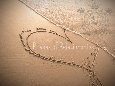 The 4 Phases of a Relationship: From Honeymoon to Acceptance
