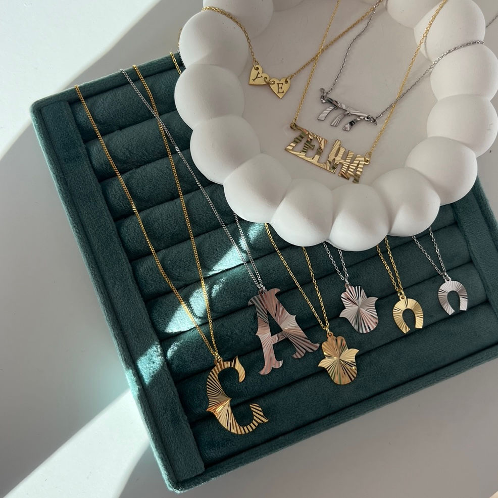 925 Ayar Gümüş Yansımalı Harf Kolye