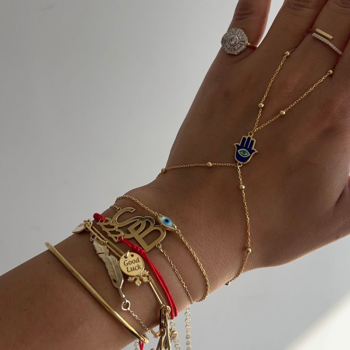 925 Ayar Gümüş Mineli Fatmana Şahmeran