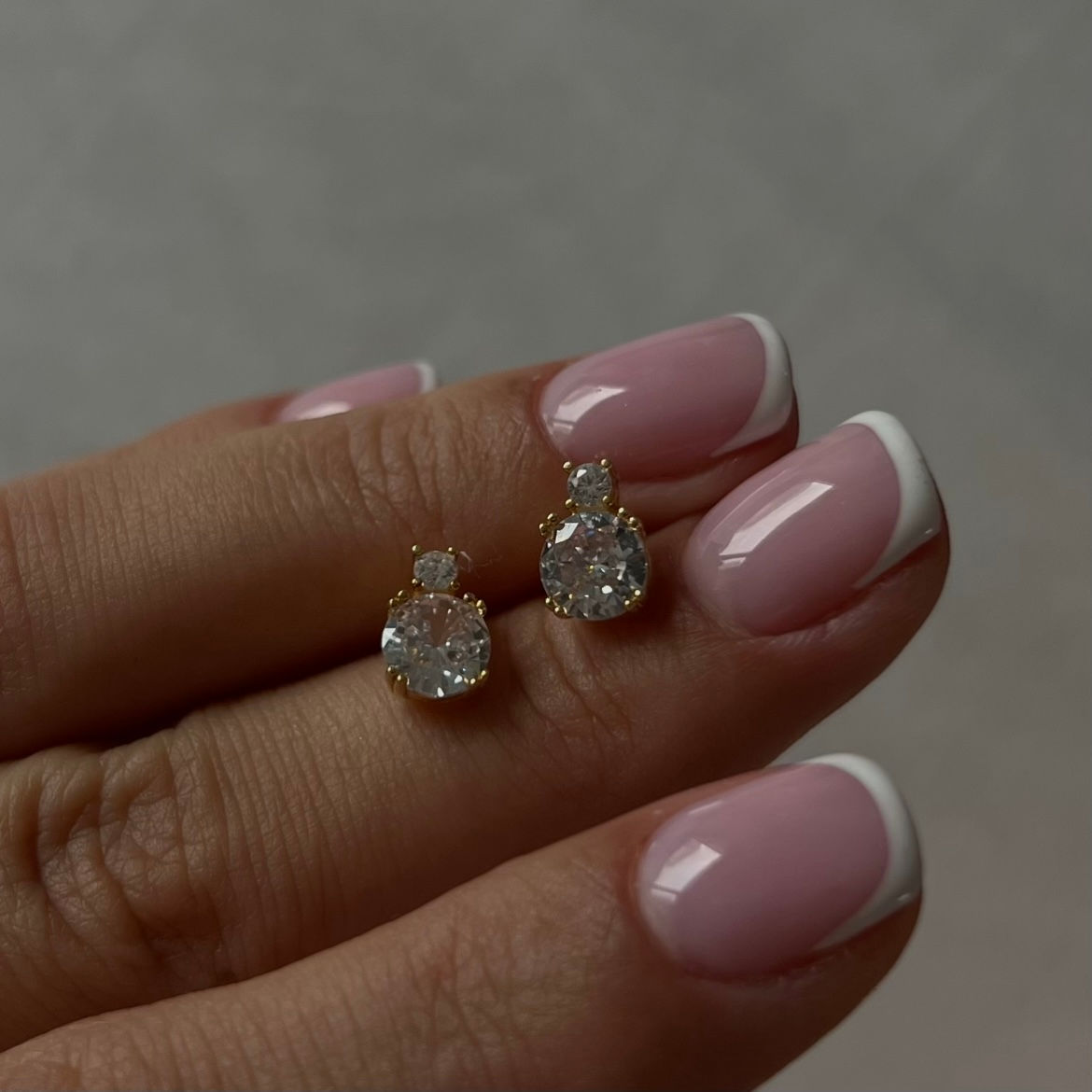 925 Ayar Gümüş Tek Taş Küpe