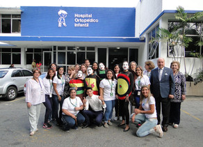 Visita de Banesco Banco Universal y presentación de la obra “Gabrielito y sus juguetes venezolanos”