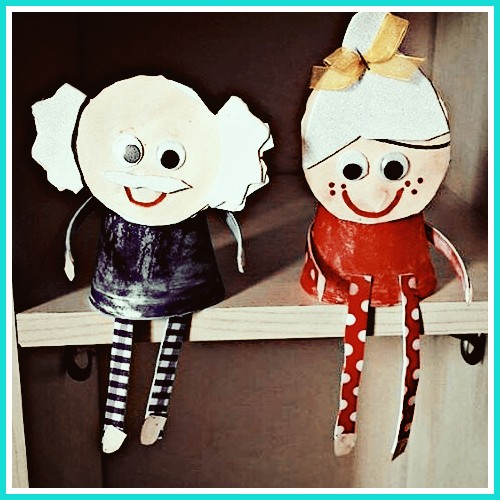 Nursery rhyme puppets
