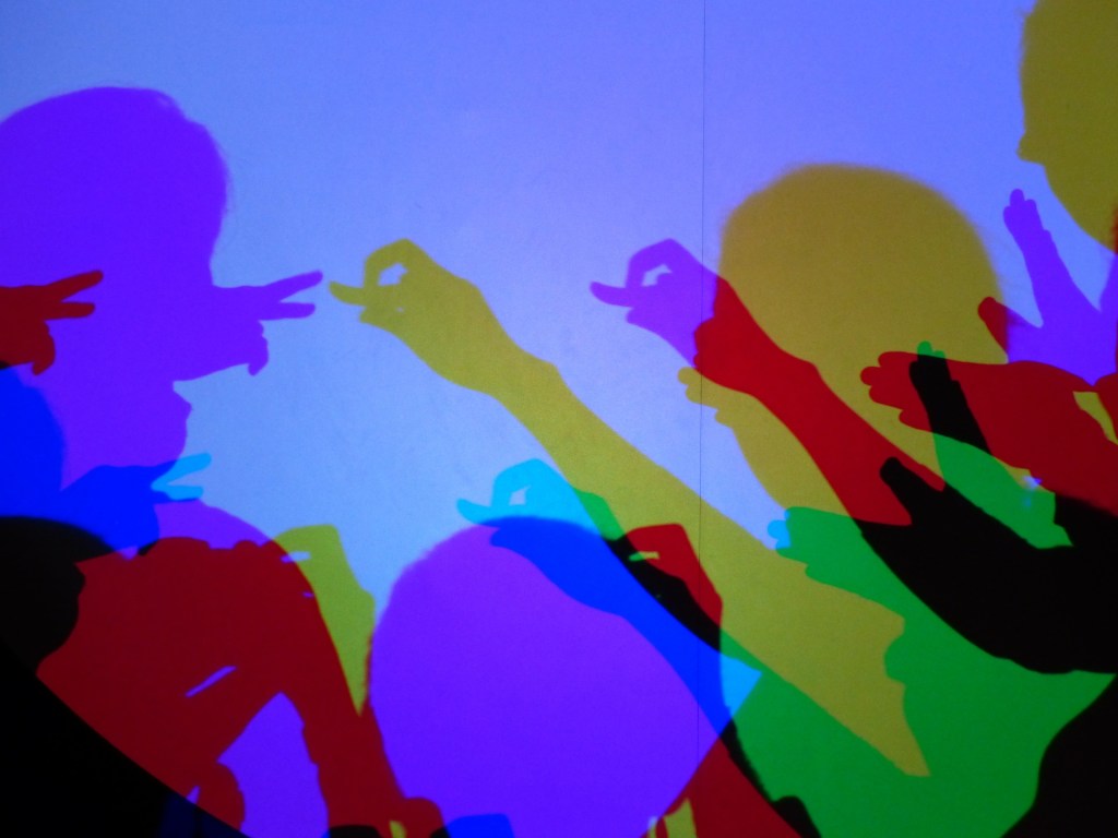 Halloween ideas – shadow play – teatrzyk cieni