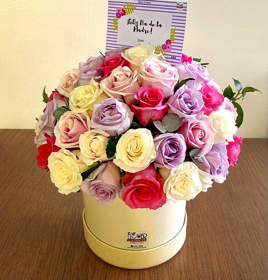 Caja Cream Petite Bonbons 60R