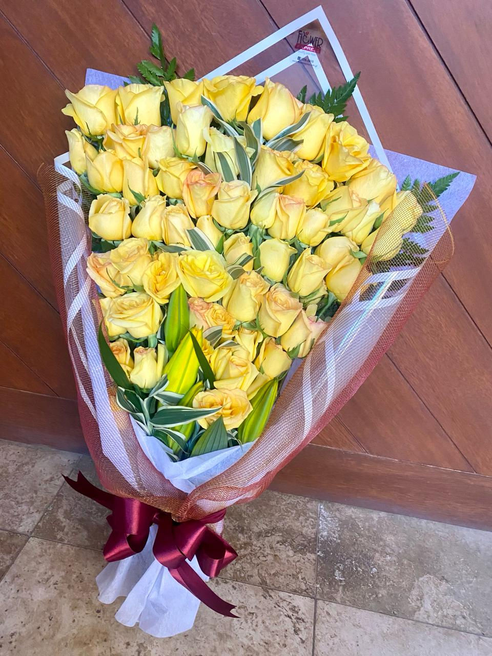 Thumbnail: Princess Bouquet of 60 Yellow Roses & Lilies