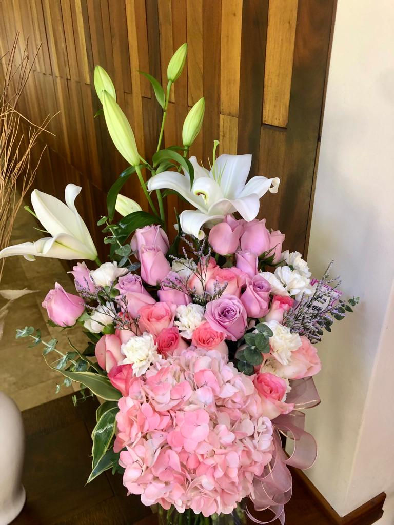 Thumbnail: 26 Anniversaire Premium Vase