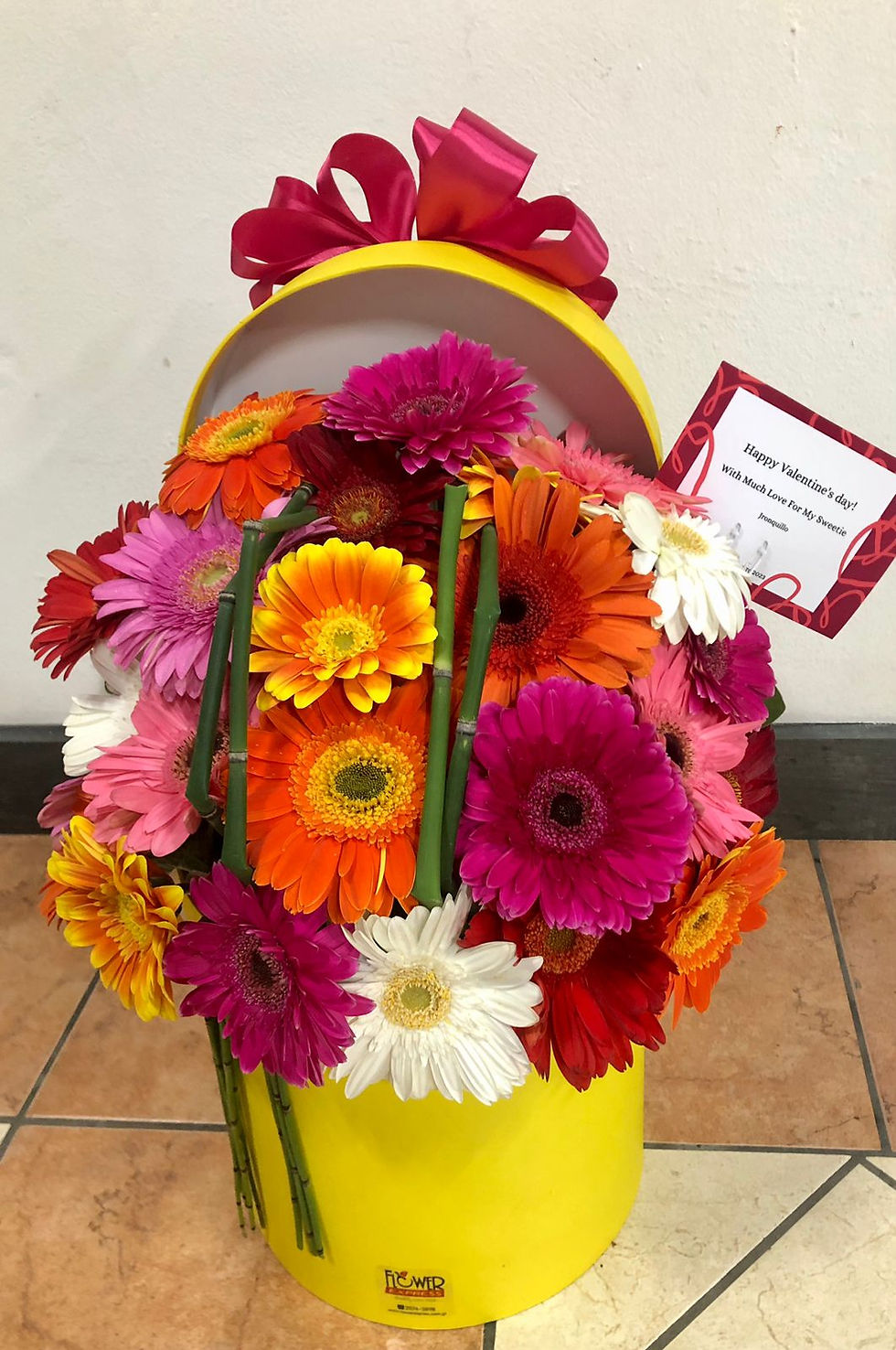 Thumbnail: Gerberas Yellow Tall Box
