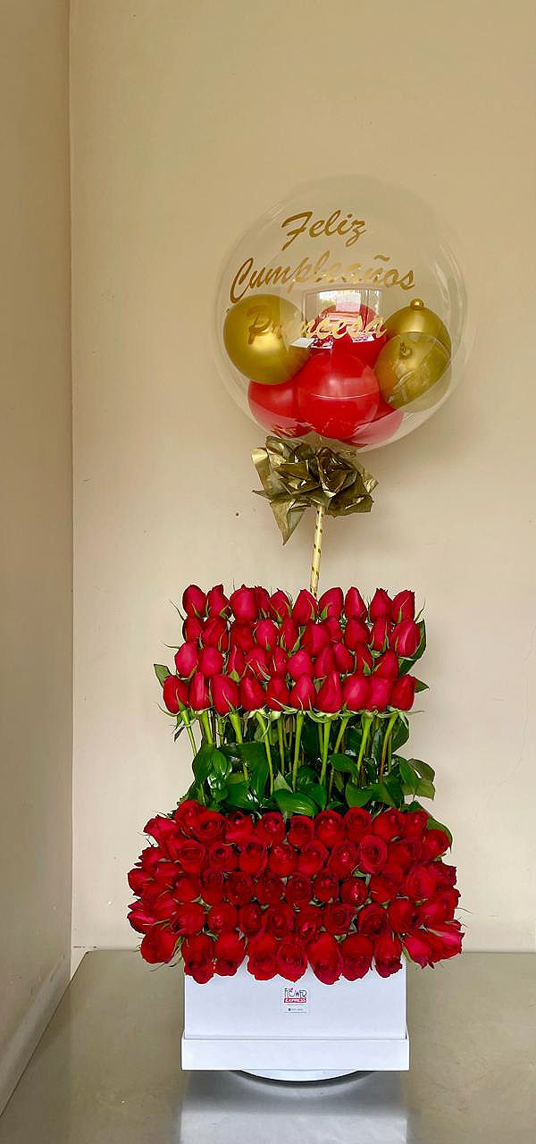 Caja White Carreé VIP 100RR & Globo