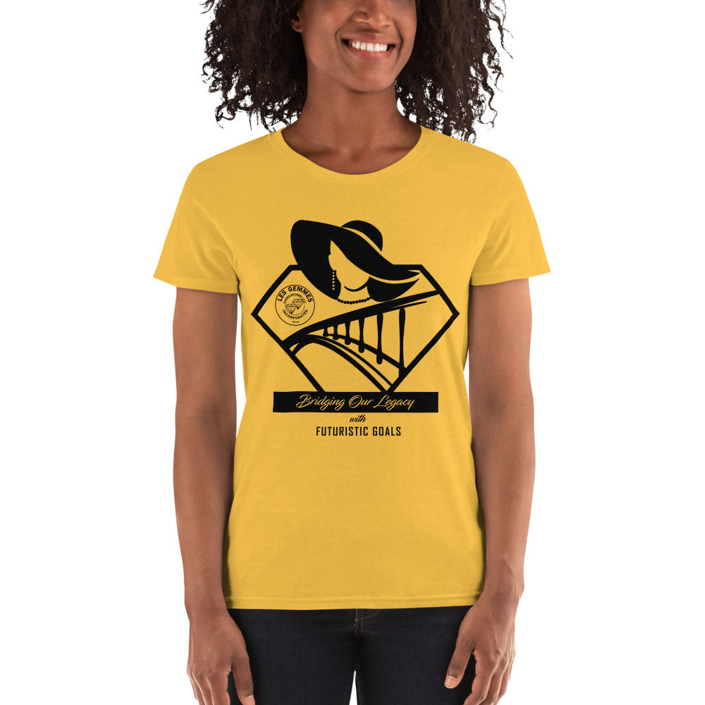 Women's short sleeve t-shirt