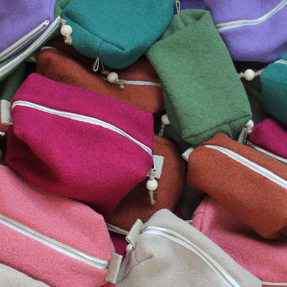 Miniature : Trousse de toilette Cube en laine