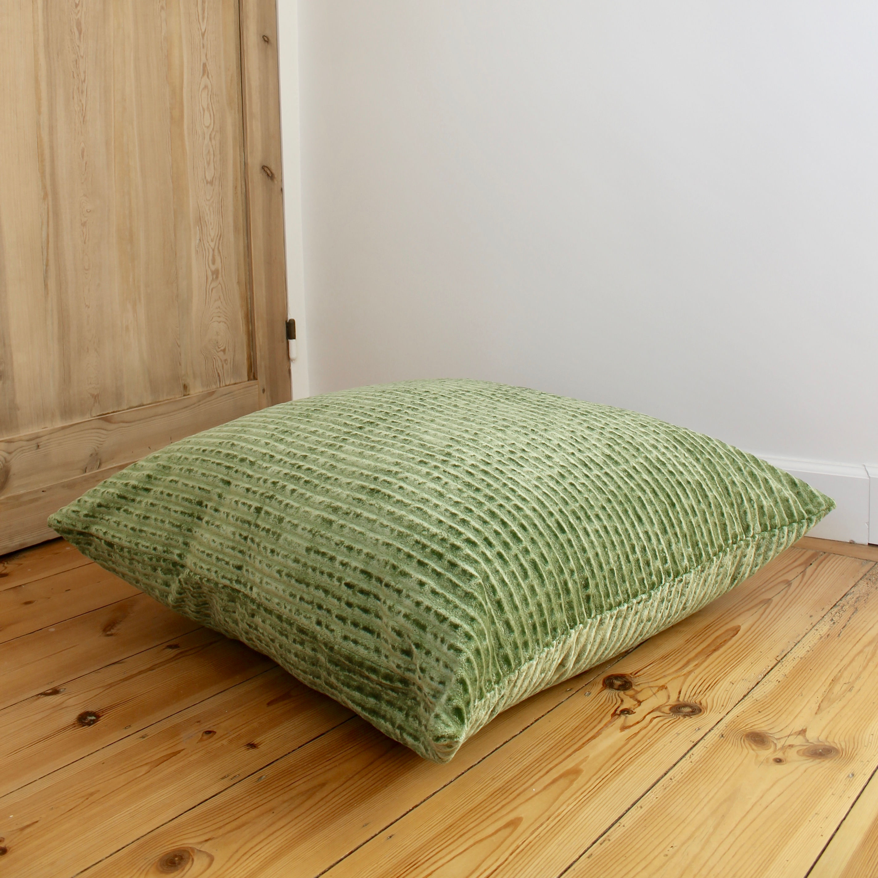 Coussin carré XXL velours vert