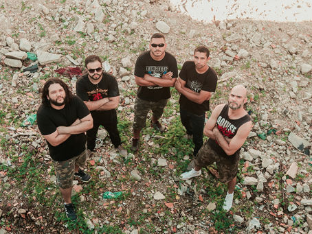 Broken & Boned: confira vídeos de bastidores do último ensaio de fotos da banda!