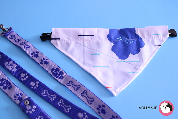 PAÑUELO CON FLOR 1.png