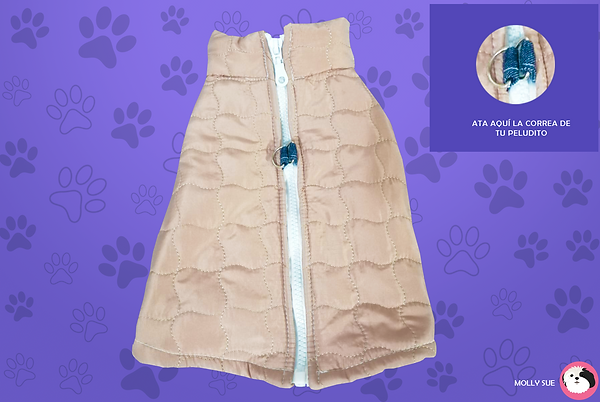 chompa beige impermeable-fondo morado.png