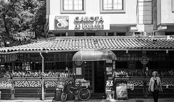 garota-de-ipanema-restaurant-on-vinicius-de-moraes-rio-de-janeiro-brazil-2BKEGM9_edited_ed