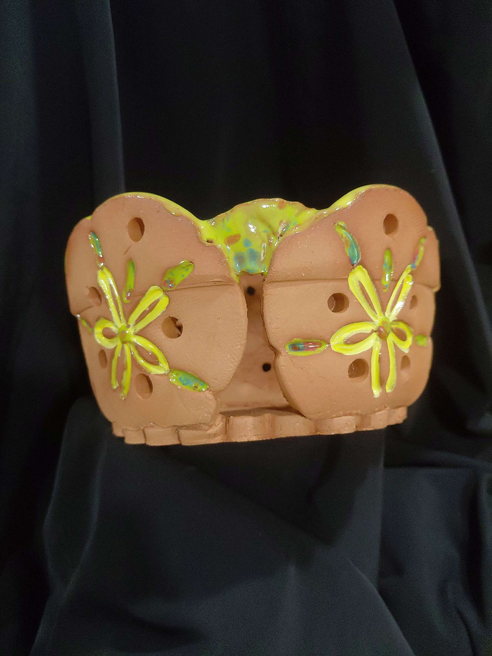 Thumbnail: Orchid basket. Sand dollar