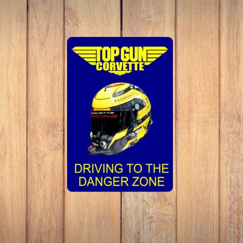 A corvette race helmet in the spirit of Top Gun