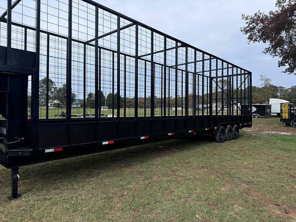 Thumbnail: 40 ft straw dawg trailer driver side