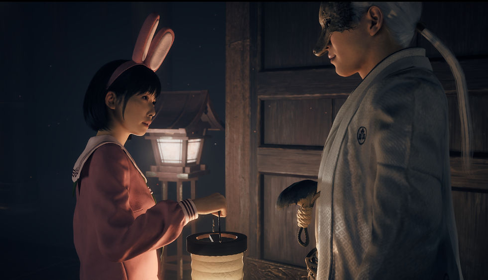 Hinako holding a lantern, after receiving it from Fox Mask. (PHOTO PROVIDED BY CARESSE LIANG)