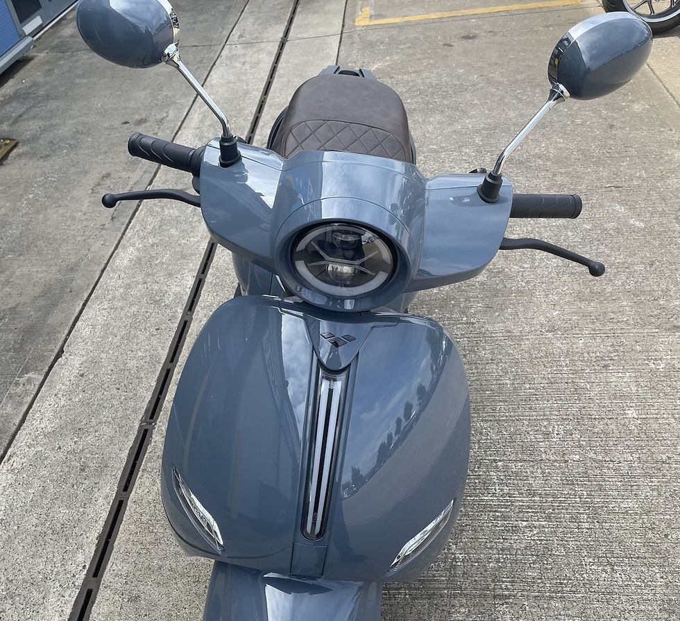 Thumbnail: Lexmoto LX06 - Electric 125cc Scooter