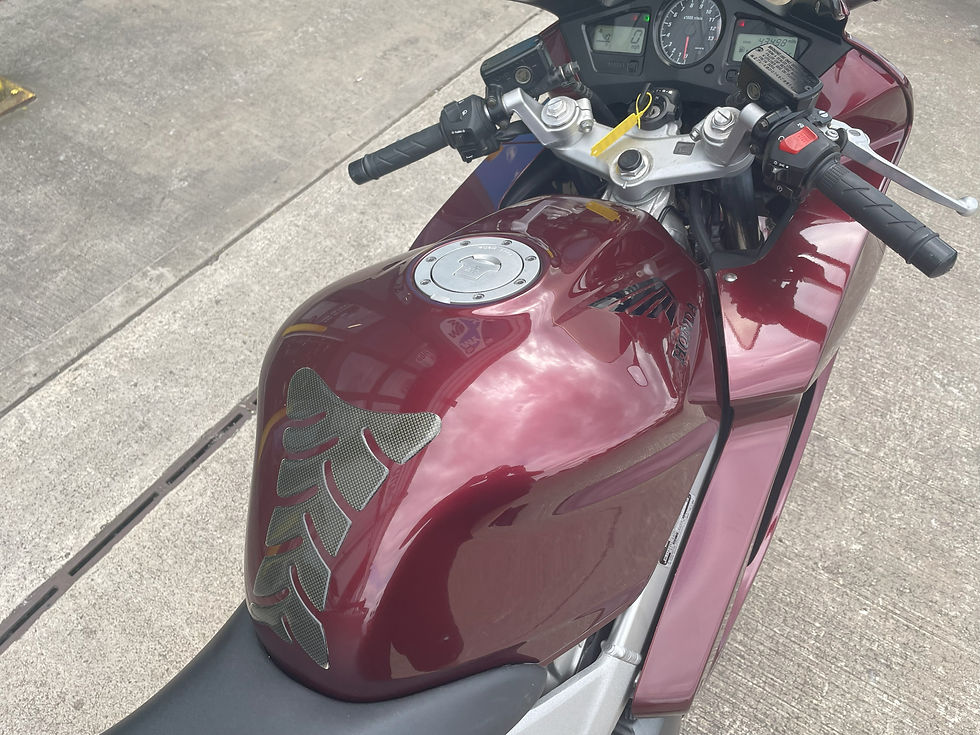 Thumbnail: 2002 Honda VFR800