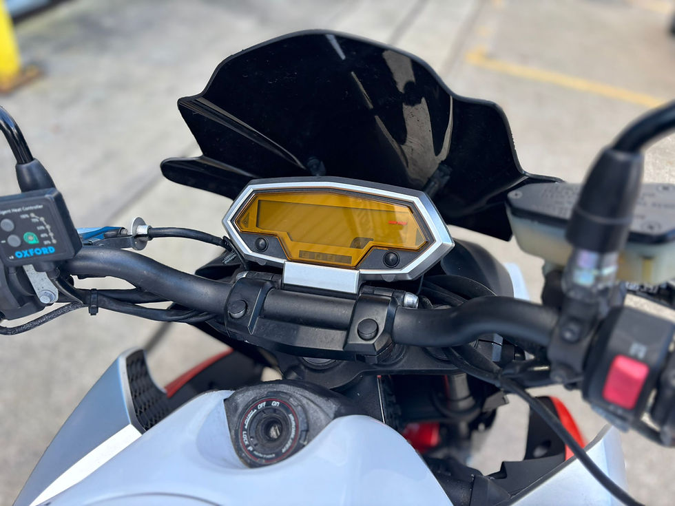 Thumbnail: 2010 Kawasaki Z1000